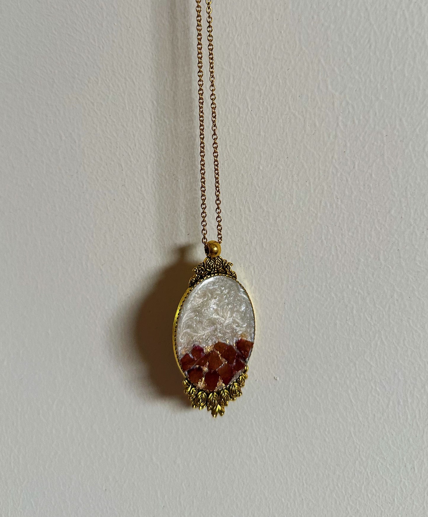 Rose petals & Gold Vintage Pendant