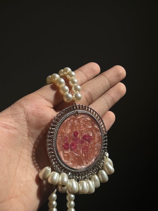 Gulnaar Maala