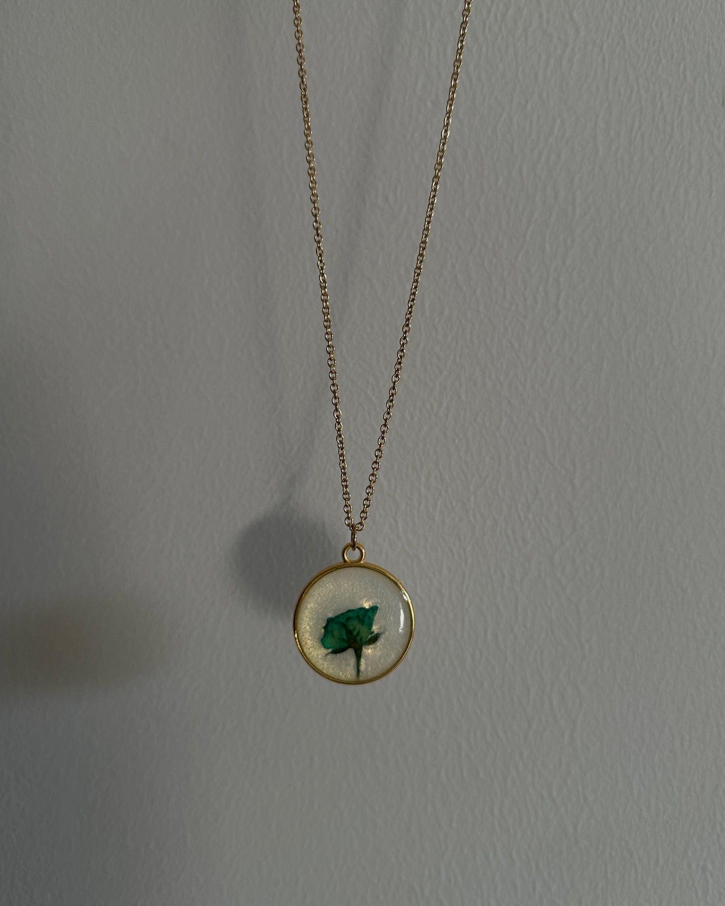 Vera Pendant