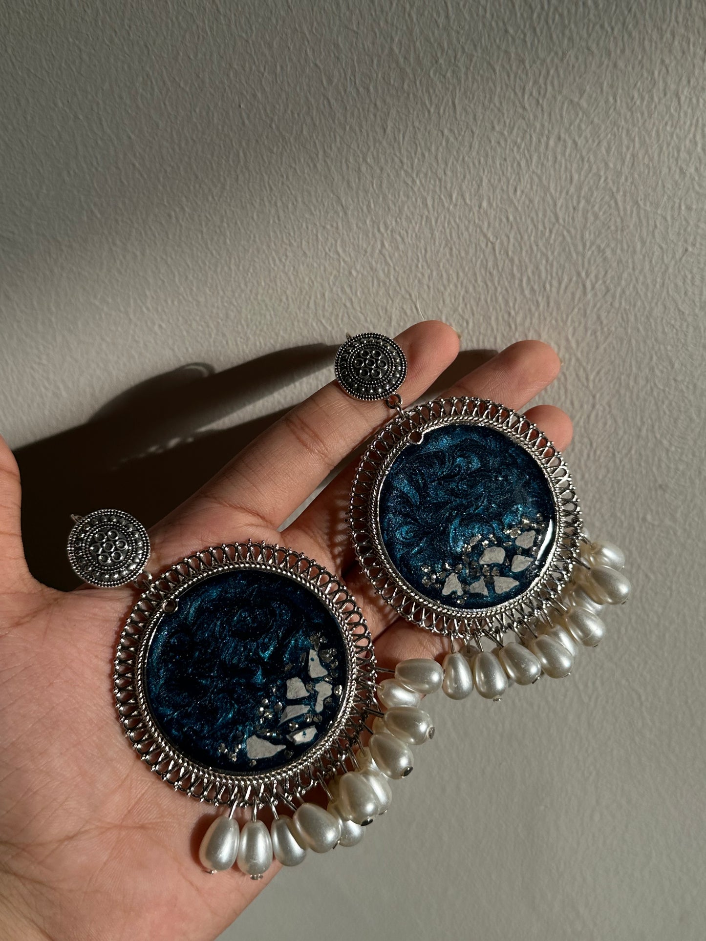 Aqsa Jhumkay